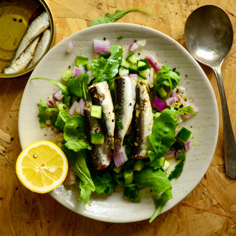 Nutritious tinned sardines mixed with tasty greens and some lemon.