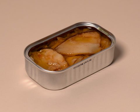 Cod with garlic in extra virgin olive oil