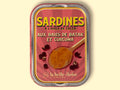 La Belle Iloise sardines with Batak berries and turmeric, in a pink illustrated tin featuring a spoon of tumeric.