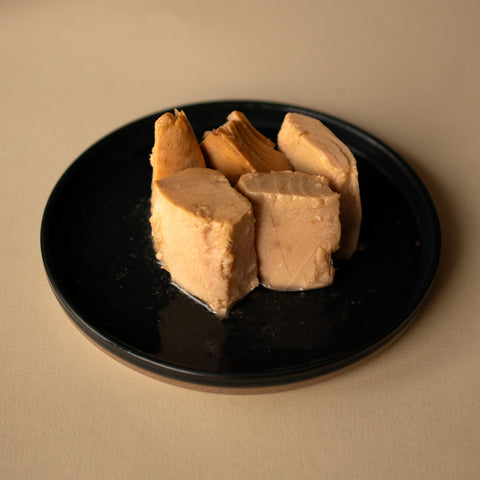 White tuna loins in olive oil